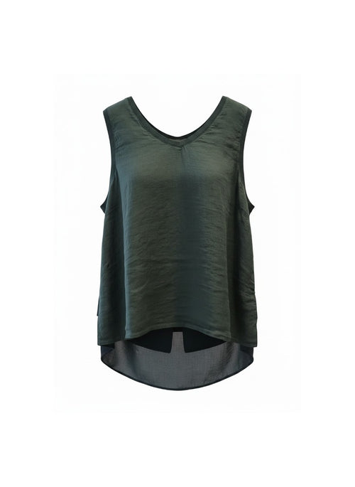Transit tank top with wide shoulder, made of linen fabric and characterized in the back by a double layer of viscose georgette, cut in the center back and slit pattern. Mesh inserts on the neck and slim. Dyed head.