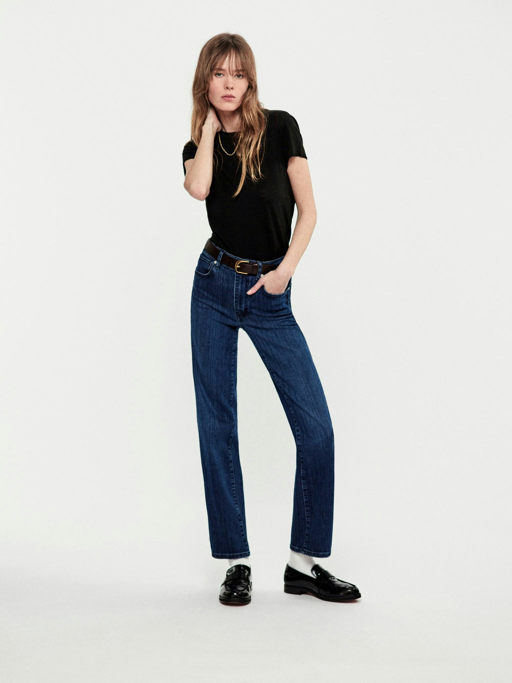 Le Sleek Straight Femma