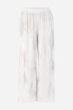 rich and royal White pleated pants on a white background shop online muse boutique hawthorn