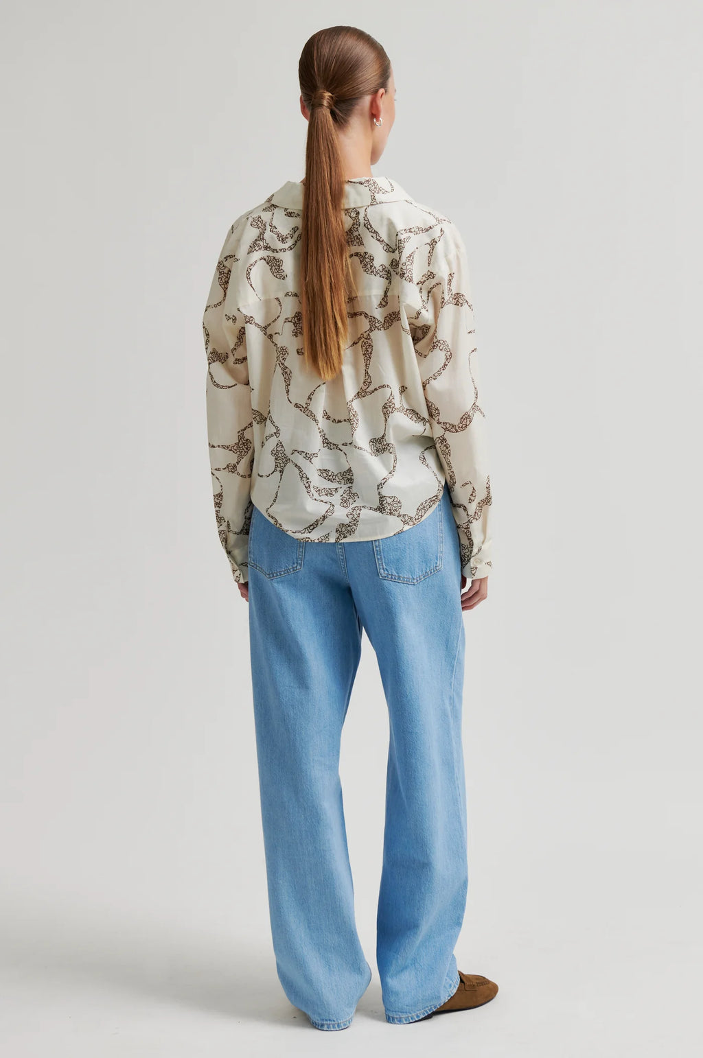 Soil Front Twist Shirt Eggnog