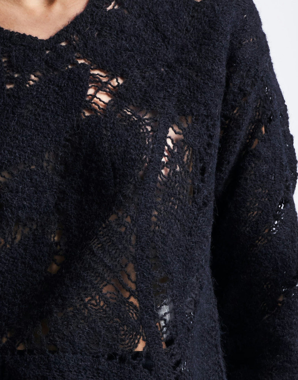Sincerity Crewneck Sweater with Leaf Pattern