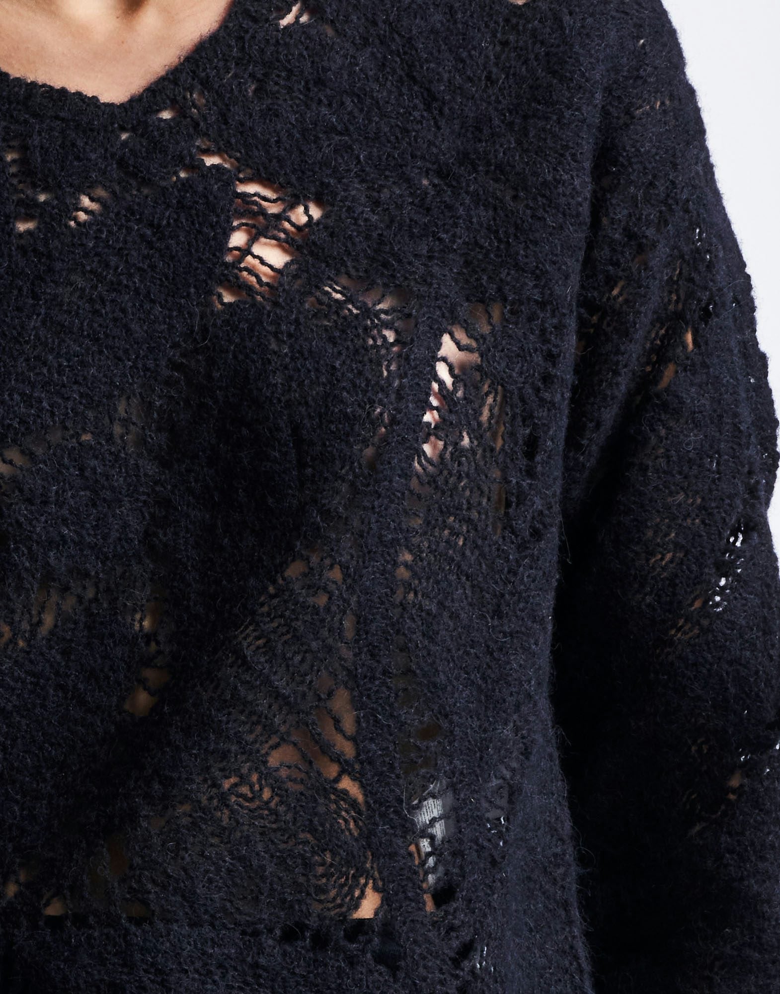 Sincerity Crewneck Sweater with Leaf Pattern