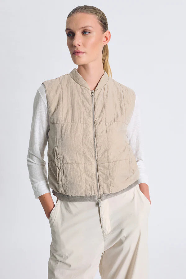 Gilet imbottito in misto seta regular fit