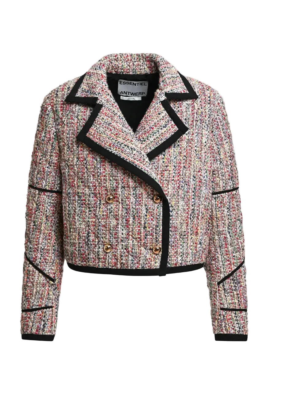 KIRA1-K1OW

Essentiel Antwerp recycled polyester and wool-blend jacket designed in a relaxed cropped silhouette with softly dropped shoulders and subtle shoulder padding that create a structured yet effortless shape. Contrasting cotton grosgrain trims trace the double-breasted front and sharp lapels, emphasizing the tailored construction. Finished with pockets, sleeve plackets and a quilted lining for added comfort and warmth.