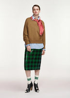 Kurtis Pullover with striped scarf