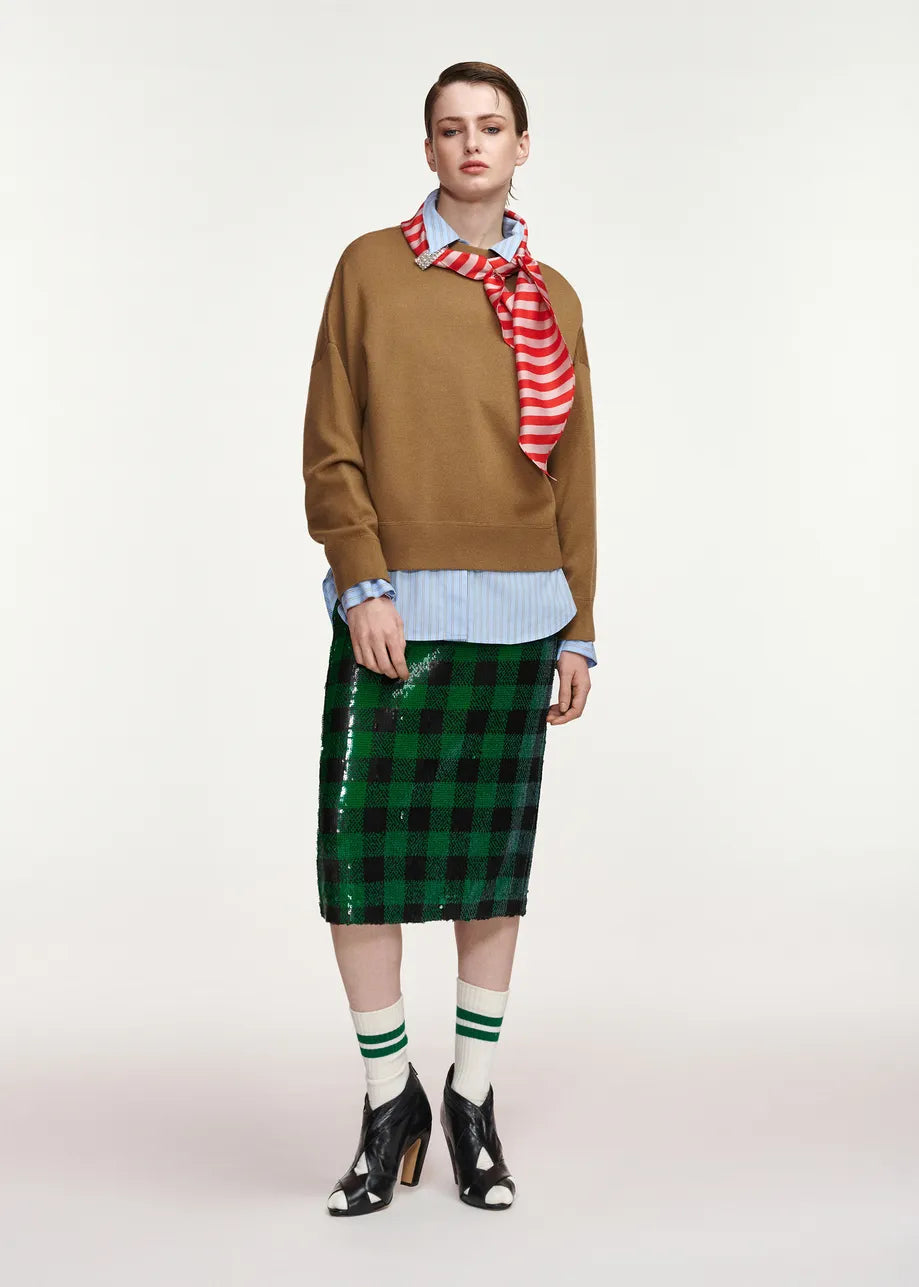 Kurtis Pullover with striped scarf