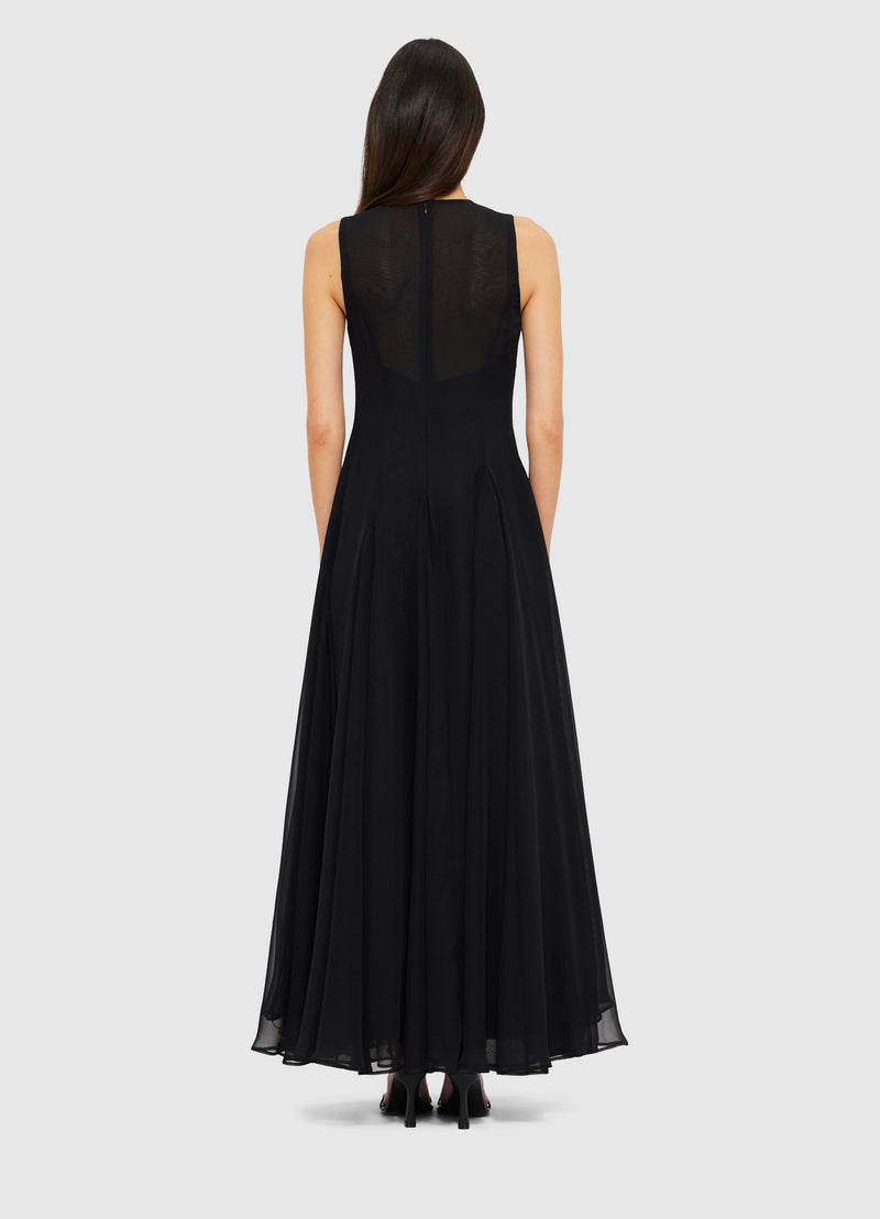 Linnea Maxi Dress
