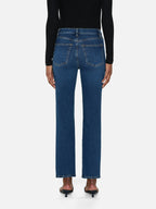 Le Sleek Straight Femma