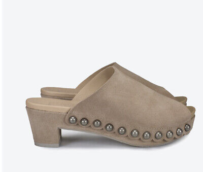 Pedro García - Nain Suede Clog