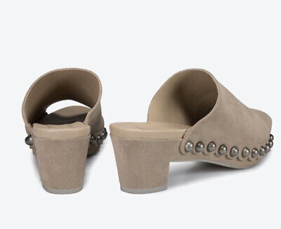 Pedro García - Nain Suede Clog