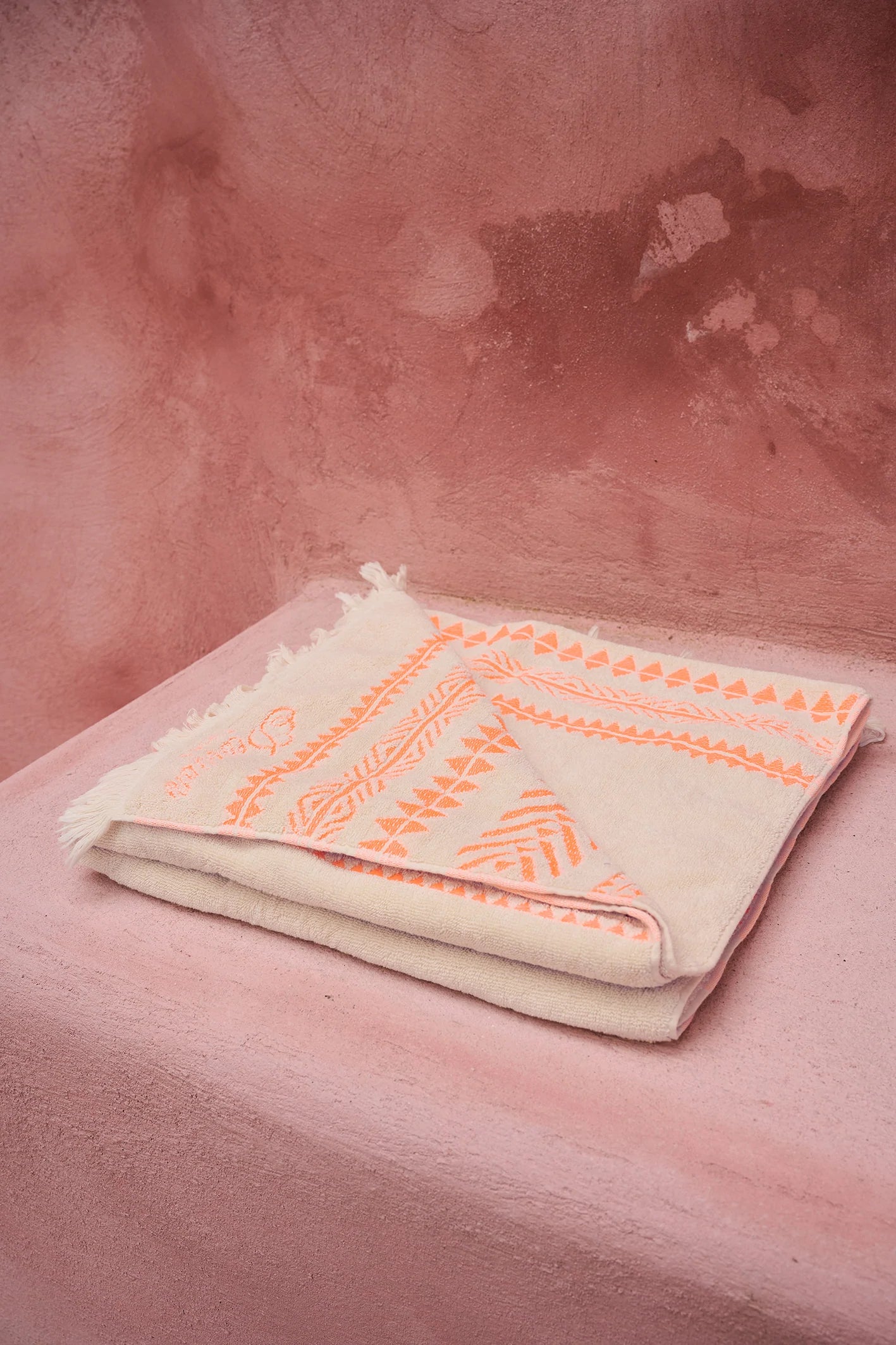 Devotion Twins - Towel in Off-White and Orange